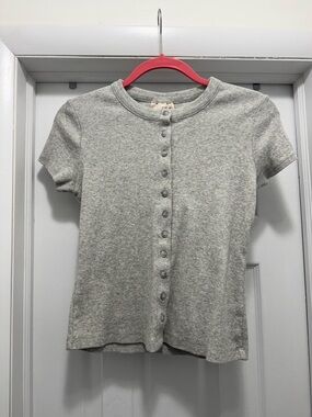 Universal Threads Button Front Top